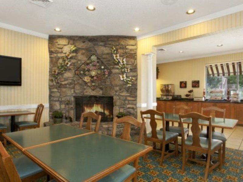 Comfort Inn River Ridge Asheville Exteriör bild